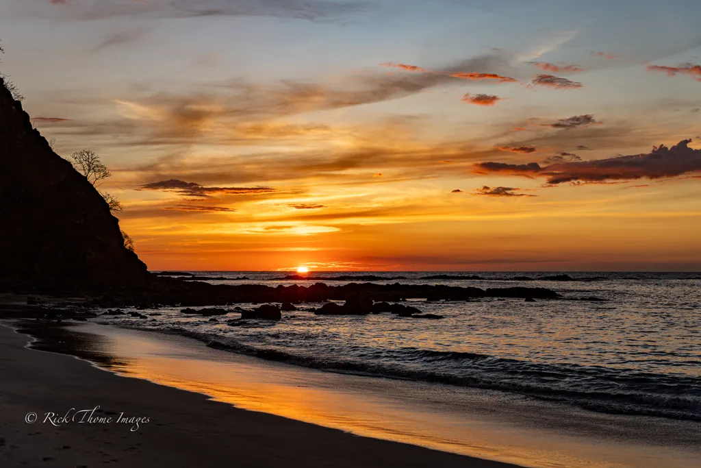 Costa Rican Sunset by Rick Thome